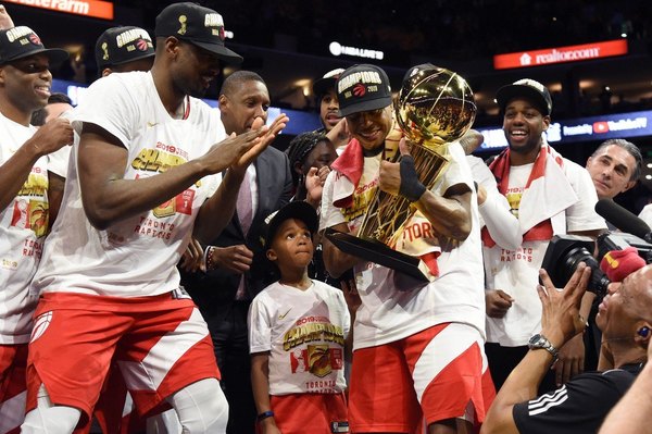 Raptors destronan a Warriors y hacen historia en la NBA