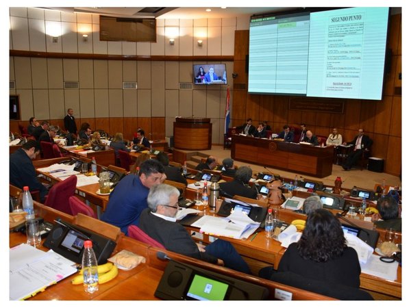 Senado convoca a sesión extra para tratar la reforma tributaria