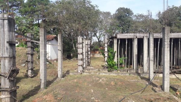 Luego de años de clamor, anuncian construcción de hospital de IPS - ADN Paraguayo