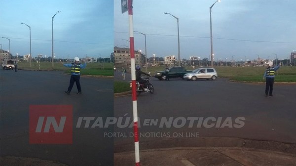 AGENTES DE TRÁNSITO CONTROLAN CIRCULACIÓN EN AVDA. JAPÓN ENCARNACIÓN