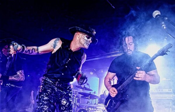 Noche de horror punk en el Casco Antiguo - Edicion Impresa - ABC Color
