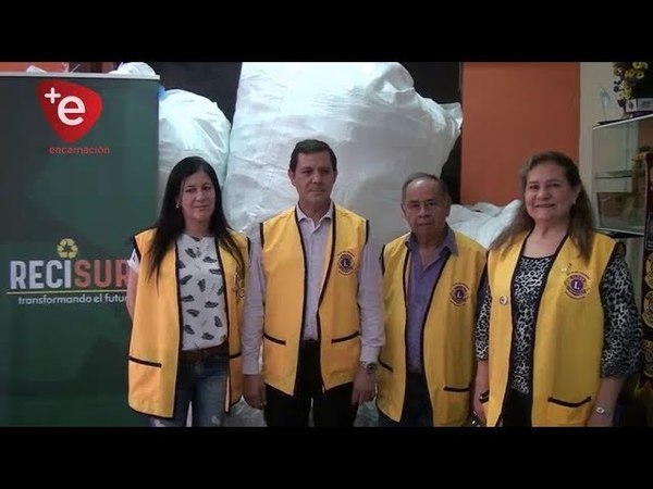 CLUB DE LEONES ENTREGA TAPITAS DE PLÁSTICO PARA EL HOSPITAL ONCOLÓGICO