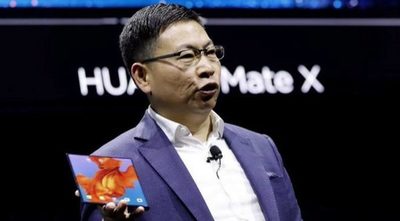 Nuevo revés para Huawei: retrasa el lanzamiento de su celular plegable Mate X