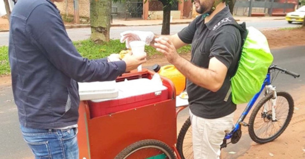A puro pedal llega con el café siempre bien caliente