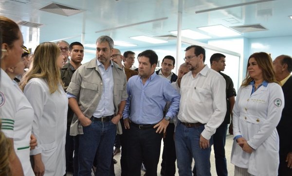 Abdo habilita varias obras en CDE - Edicion Impresa - ABC Color