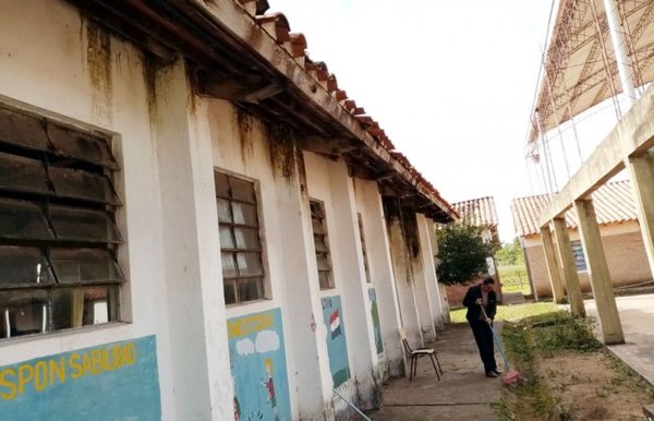 Denuncian exagerada espera para la reparación de escuela de Ybytymí - Edicion Impresa - ABC Color