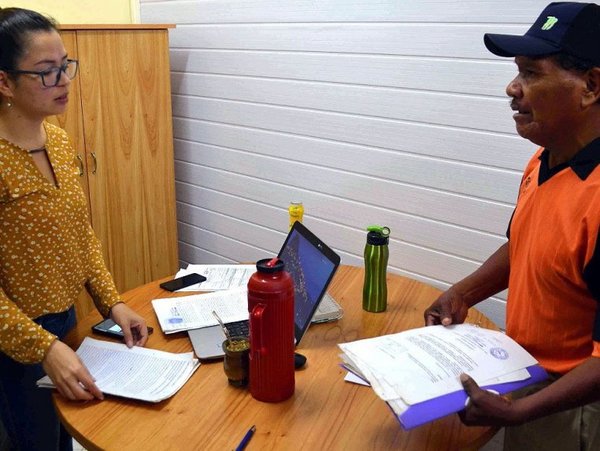 Ayoreos piden ser guardabosques - Edicion Impresa - ABC Color