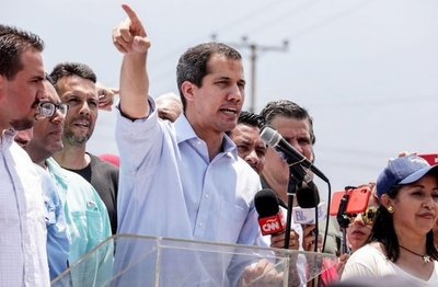 Guaidó llama a protestar por la crisis durante visita de Bachelet a Venezuela - Internacionales - ABC Color