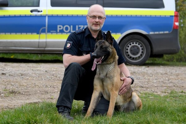 Jack, un perro que hace carrera en la Policía - Mascotas - ABC Color