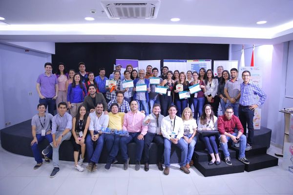 Premian a mejores propuestas en el Hackatón de Periodismo