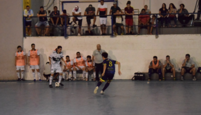 HOY / El Decano tampoco afloja en la Liga y manda con autoridad