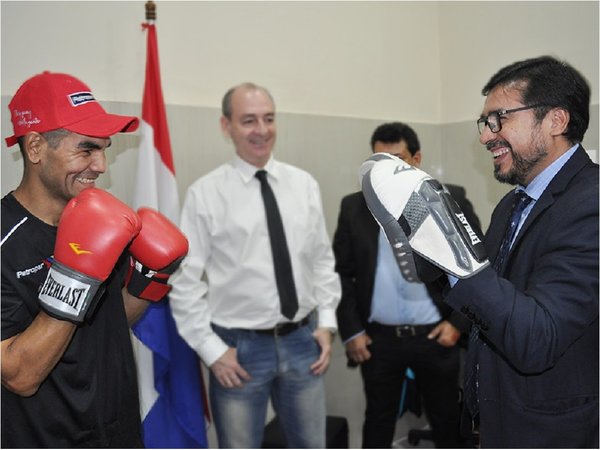 Pantera recibió nuevo equipo de entrenamiento para boxeo