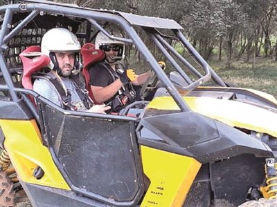 El copiloto de un autocross fallece tras vuelco en  práctica en un circuito
