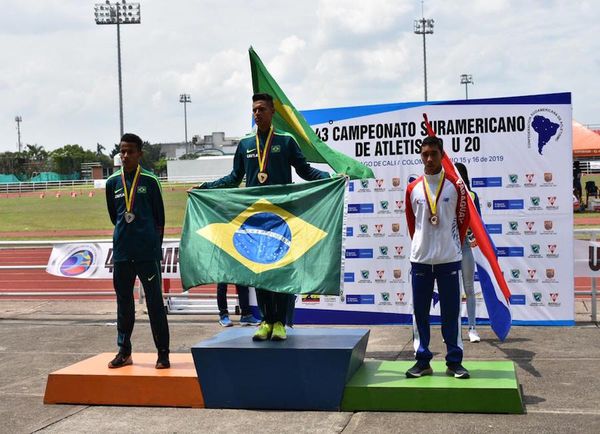 Céspedes se colgó el bronce