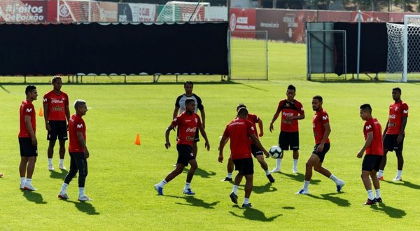 Perú deja atrás amargo empate ante Venezuela - Deportes - ABC Color