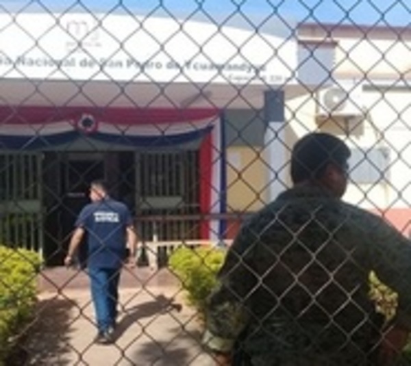 Motín en cárcel de San Pedro: Seis decapitados y tres quemados  - Paraguay.com