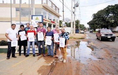 Vecinos cuestionan llamado para obras en avenida de San Lorenzo - Edicion Impresa - ABC Color
