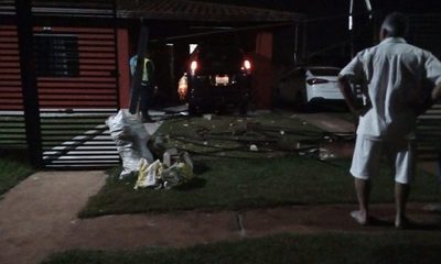 Ebrio atropella vivienda en Franco