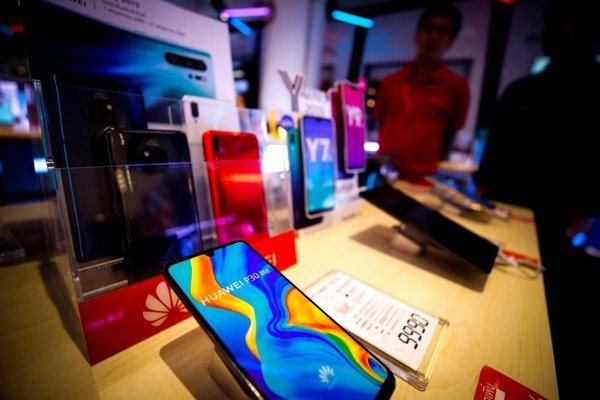Ventas de Huawei se hunden fuera de China, por presión de EEUU - Tecnologia - ABC Color