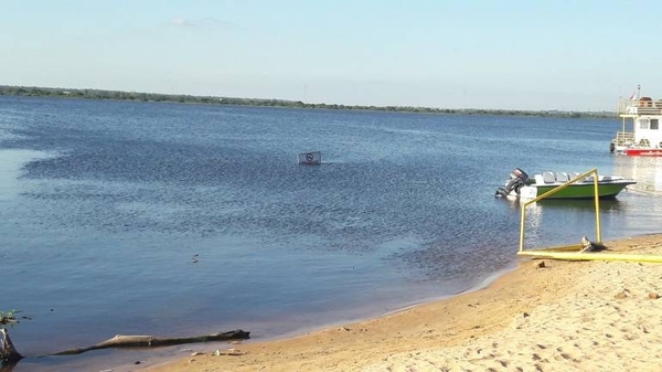 HOY / Crecida da respiro a ribereños: continúa descenso del río Paraguay