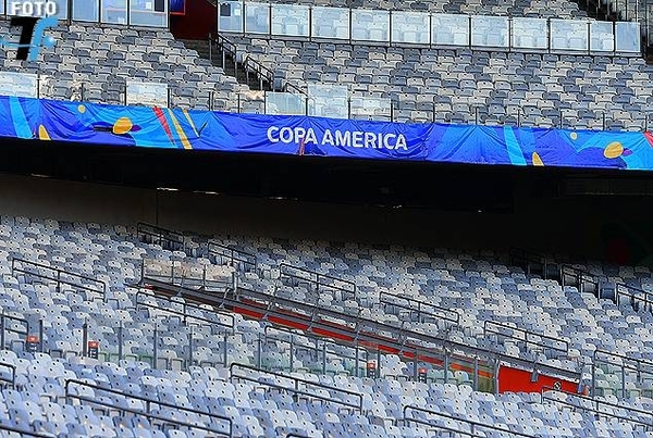 HOY / Alarma en la Copa América por los estadios casi vacíos