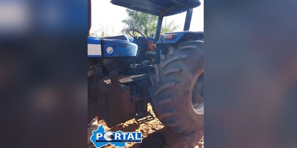 MUJER MURIÓ APLASTADA POR UN TRACTOR AL TRABARSE SU ROPA POR LA RUEDA