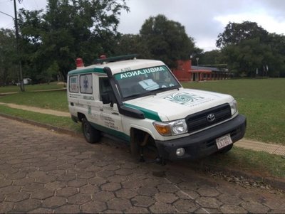 Ambulancia perdió una rueda cuando iba a trasladar a un paciente - Digital Misiones