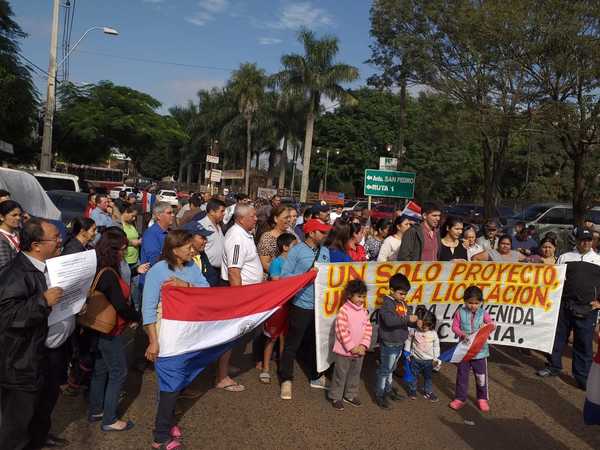 Pobladores de Reducto exigen al MOPC obras de acceso a hospital » Ñanduti