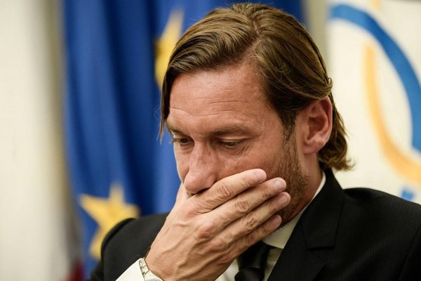 Totti deja a “su” Roma - Deportes - ABC Color