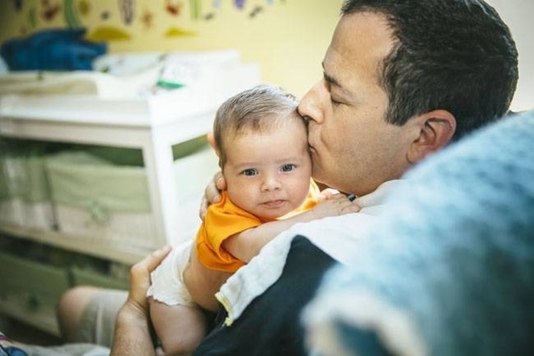 HOY / ¿Qué tan involucrado están los papás en el desarrollo de los hijos? Encuesta muestra que en menos del 50%