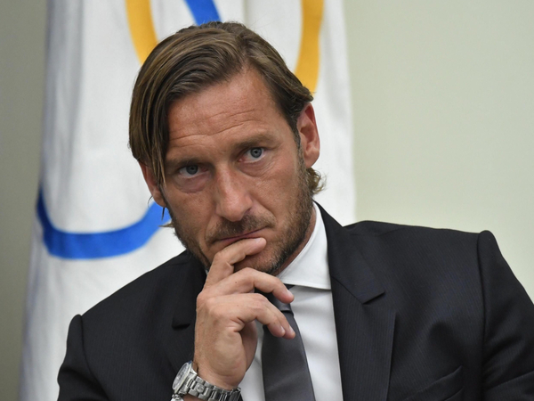 Francesco Totti deja la dirigencia de la Roma