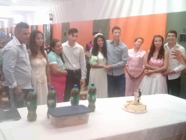 Cuatro internos se casan en el penal de Itapúa