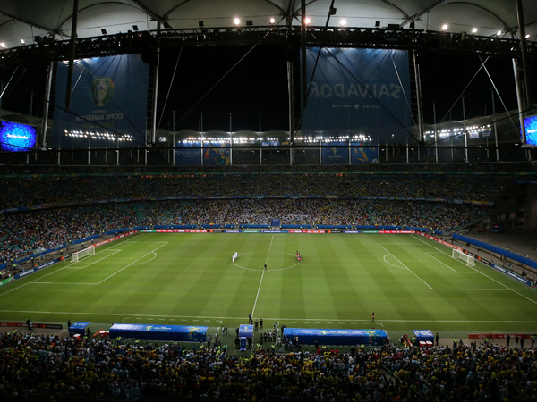 Alerta en Brasil por el estado del césped del Arena Fonte Nova