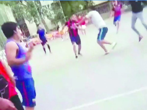 Cerristas se trenzaron a golpes en Madrid
