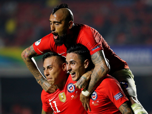 Chile aplasta de entrada a la selección de Japón