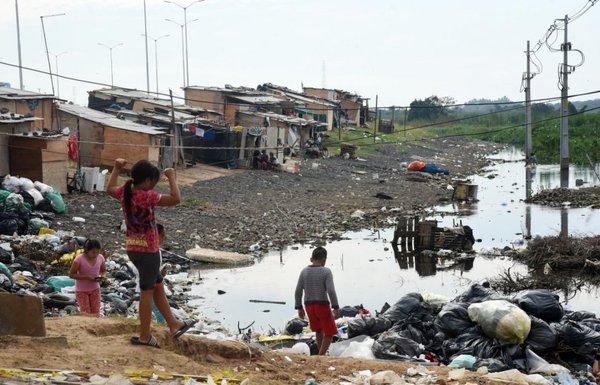 Lenta pero sostenida bajante del río - Edicion Impresa - ABC Color