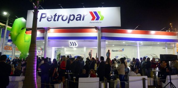 Petropar y Copaco prevén gastar millones en stands - Edicion Impresa - ABC Color