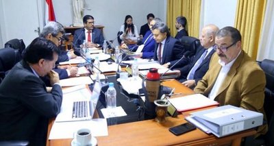 Terna para la Corte se conformó con la participación de 16 candidatos - Edicion Impresa - ABC Color