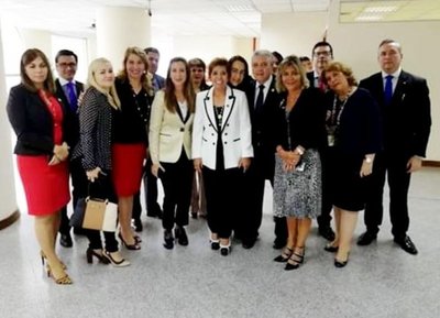 Magistrados piden a la Corte confirmaciones sin presiones - Edicion Impresa - ABC Color