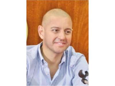 Pocas autoridades aportan a caja de ANR