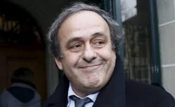 Detienen a Platini en París