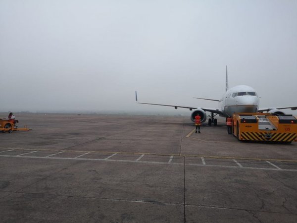 El vuelo fue desviado y ¡se armó el bailongo! - Nacionales - ABC Color