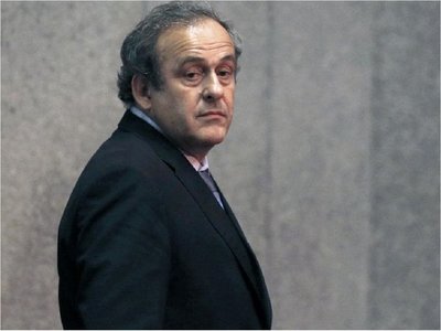 Platini niega en interrogatorio policial las acusaciones contra él