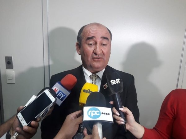 Juez y ministro se complican - Nacionales - ABC Color