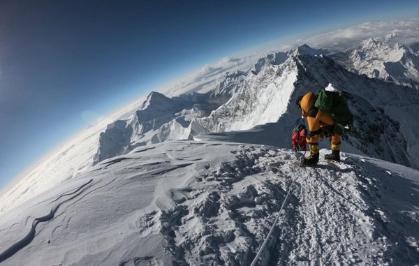El Monte Everest - La Imagen Del Dia - ABC Color