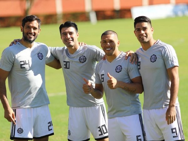 El rival de Olimpia no vendría por falta de pago