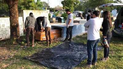 Exhuman cuerpo de militar en Concepción