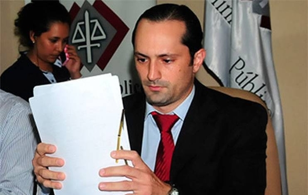HOY / Tras destituirlo de fiscalía de Curuguaty Corte cambia de postura y repone a Rachid
