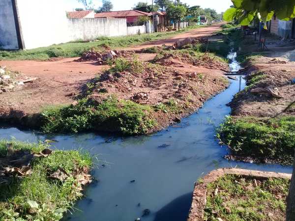 Municipalidad deja trabajo a medio terminar, como «castigo a escrachadora» | Radio Regional 660 AM