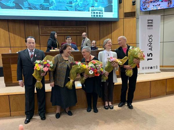 Distinguen a “Maestros del arte 2019”